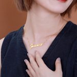 Collana con ciondolo personalizzato in argento sterling con corona e cuore, regalo di compleanno per la festa della mamma.