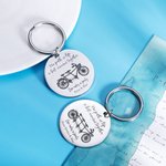 Porte-clés de Vélo Familial Personnalisé avec Gravure Cadeau d'Anniversaire pour Amateur de Bicyclette | Callie