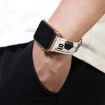 Bracelet de montre sport en cuir avec nom gravé pour Apple Watch | Callie