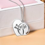 Collier de Cœur Gravé Personnalisé avec 1-13 Prénoms Pendentif Cœur et Arbre Généalogique Cadeau pour Maman Grand-Mère