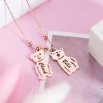 Collier Famille Personnalisé avec Gravure Prénom et 1-5 Pendentifs en Forme de Enfant Chien Chat Cadeau Fête des Mères pour Femme