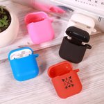 Funda de silicona personalizada y grabada para AirPods