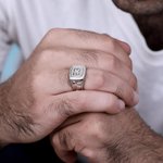Bague de Basket-ball en Argent Sterling Personnalisée avec Nom Texte et Numéro Gravés Cadeau Anniversaire Fête des Pères pour Amoureux du Sport