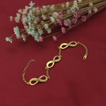 Bracelet triple infinité avec nom en argent sterling