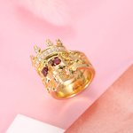 Anillo grabado de piedra de nacimiento esqueleto rey calavera