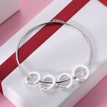 Bracciale Bangle da donna con ciondoli a forma di cuore