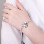 Armband för kvinnor med egen hjärtfödelsesten och namn