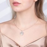 Collier en forme de cœur avec pierres de naissance personnalisées