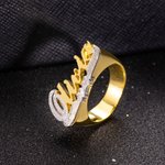 Namensring mit zwei kleinen Liebesherzen