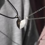 Pendentif Coeur avec Initiale Personnalisée Collier 2 Pièces Magnétiques Cadeau Anniversaire pour Couple
