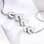 Collier Personnalisé avec Prénoms de Gravure sur 1-9 Pendentifs Ronds Cadeau Fête des Mères pour Maman