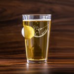 Personalisiertes Kreatives Bierglas mit Namen und Golfball 200–500 ml Foto Pint Glas Oktoberfest Geburtstag Geschenk für Bierliebhaber Golf-Fan