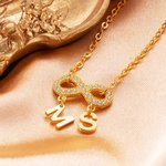 Collier Infini Presonnalisé avec Initiales Bijou Étincelant pour Femme Cadeau Anniversaire