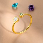 Anello minimalista aperto con pietre di nascita impilate su ordinazione
