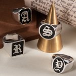 Personalisierte Old English Gothic Vintage Initial Signet Sterling Silber Ring Geschenk für Frau Mann