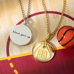 Collier Personnalisé Pierre de Naissance et Chiffre Pendentif en Argent en Basketball Cadeau d'Anniversaire pour Amoureux de Basketball | Callie