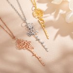 Collier Personnalisé avec Prénom Vertical et Fleur de Naissance Cadeau Fête des Mères pour Femme
