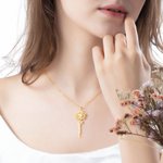 Collier Personnalisé avec Prénom Vertical et Fleur de Naissance Cadeau Fête des Mères pour Femme