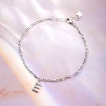Personalizada ajustable Figaro tobillera con 1-8 Plata Letra Corazón Charm Cristal Iniciales Joyería Cumpleaños Aniversario Regalo para Mujeres