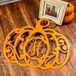 Panneau Décoratif de Citrouille Personnalisé avec Initiale en Monogramme Décoration en Métal Cadeau Halloween Emménagement pour Famille