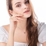 Collier Double Coeur en Argent Sterling Personnalisé avec Projection de Photo et Je t'aime en 100 Langues Cadeau Anniversaire pour Femme