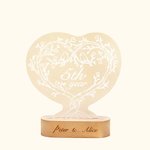 Lampada da notte a LED a forma di cuore con base in legno Regalo di anniversario