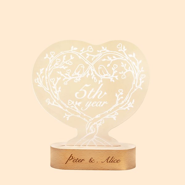 Lampada da notte a LED a forma di cuore con base in legno Regalo di anniversario