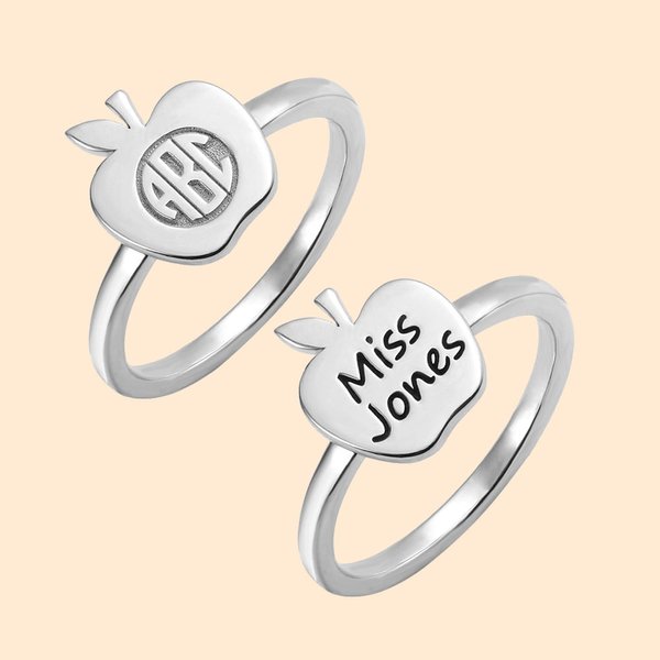 Anillo Monograma y Nombre Manzana