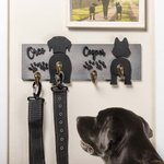 Personalized Cute Puppy Butt Tail Hook Wooden Dog Leash Holder Wall Hanger with Name and Paw Print Birthday Housewarming Gift for Pet Owners