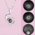 Pendentif Photo Projection Personnalisée avec Je t'aime en 100 Langues Collier Forme de Cœur Cadeau Anniversaire Fête