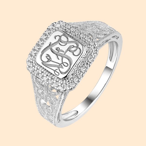 Anillo Monograma Con Circonita | Callie