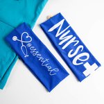 Personalisierte medizinische Krankenschwester Stirnband mit Knöpfen für Maske