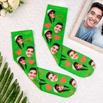 Chaussettes Unisexes et Multicolores avec Coeur Personnalisées avec Visage de Couple Cadeau d'Anniversaire St Valentin pour Couple