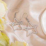 Boucles d'oreilles personnalisées avec des noms de formes variées