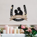Décoration murale personnalisée en forme de fer à cheval avec silhouette de tête pour couple