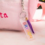 Porte-Clés Personnalisé avec Nom Étiquette en Acrylique Accessoire de Sac Bagage Cadeau pour Femme Homme Ami