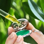 Collar Difusor de Aceites Esenciales con el Nombre de la Familia