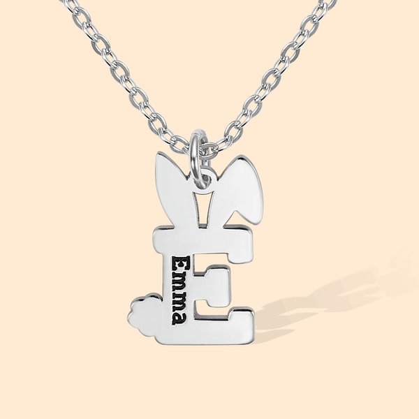 Collana personalizzata con nome e cognome del coniglietto di Pasqua