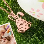 Collier Personnalisé avec Nom Gravé Pendentif en Forme d'Œuf Lapin Cadeau Anniversaire Pâques pour Enfant