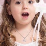 Gepersonaliseerde Fantasie Eenhoorn Maanhanger Ketting met Gegraveerde Naam Kleurrijke Zirkonia Sieraden Verjaardagscadeau voor Meisjes en Dochters