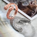 Bague personnalisée de câlin d'ours brun