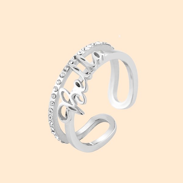 Anello con nome personalizzato per lei