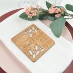 Sous-verres en Bois Personnalisés avec Nom et Date 10pc Dessous de Verre Évidage en Feuilles Cadeau de Mariage pour les Nouveaux Mariés Invités