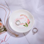 Plateau à Bijoux Personnalisé avec Nom et Fleur de Naissance Cadeau Anniversaire Fête pour Femme