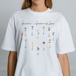 Acuarela familiar personalizada Nacimiento Flores Camiseta Regalo de cumpleaños para la abuela