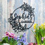 Segno artistico floreale personalizzato con nome Giardino all'aperto