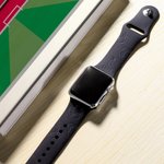 Bracelet de Montre en Silicone Personnalisé avec Nom Numéro Motif de Balle de Sport Accessoire pour Apple Watch Cadeau pour Femme Homme