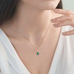 Collier Personnalisé pour Mamie Maman avec Pendentif Constellation du Zodiaque et Pierres de Naissance Cadeau de Fête pour Femmes