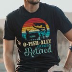 T-shirt noir en coton avec le nom et l'année de la retraite de O-FISH-ALLY.
