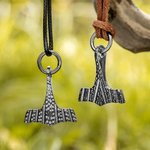 Collier Gravé Personnalisé avec Initiale Rune Pendentif en Forme de Mjöllnir Marteau de Thor Cadeau pour Homme Père Petit Ami